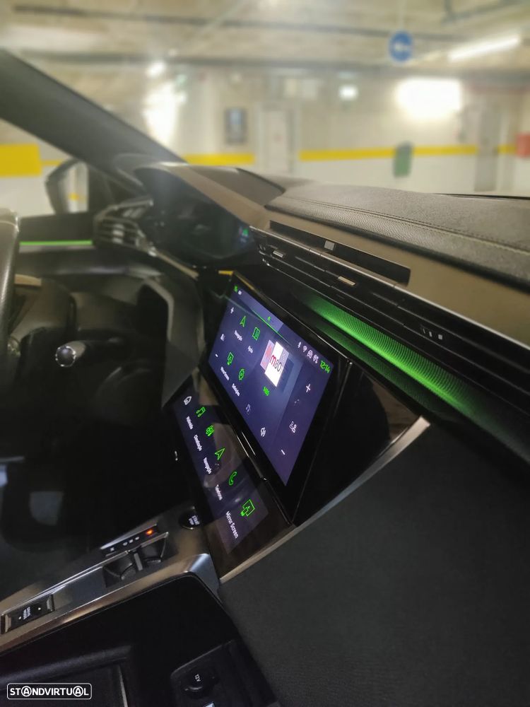 Peugeot 308 SW 1.5 BlueHDi GT EAT8 - 20