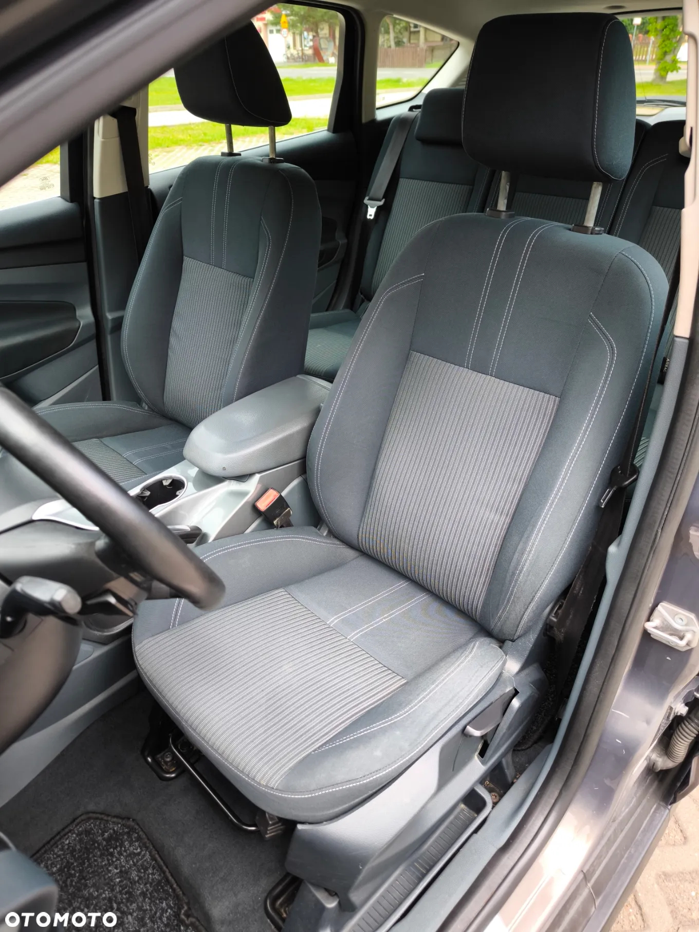 Ford C-MAX 1.6 TDCi Titanium - 10