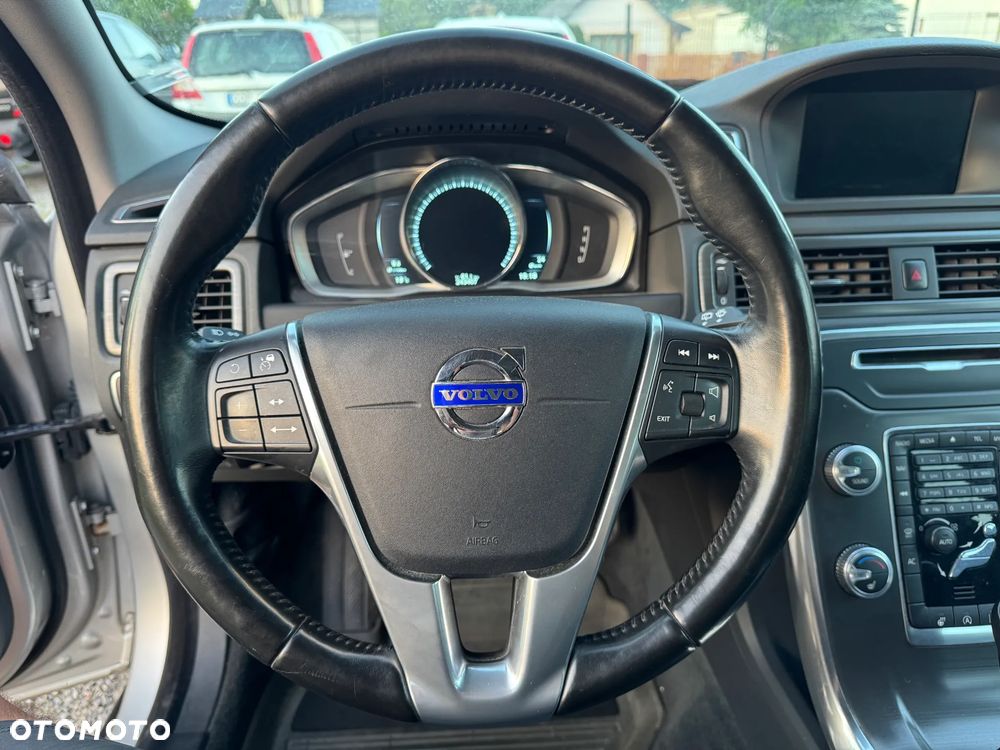 Volvo XC 70 D4 AWD Momentum - 13
