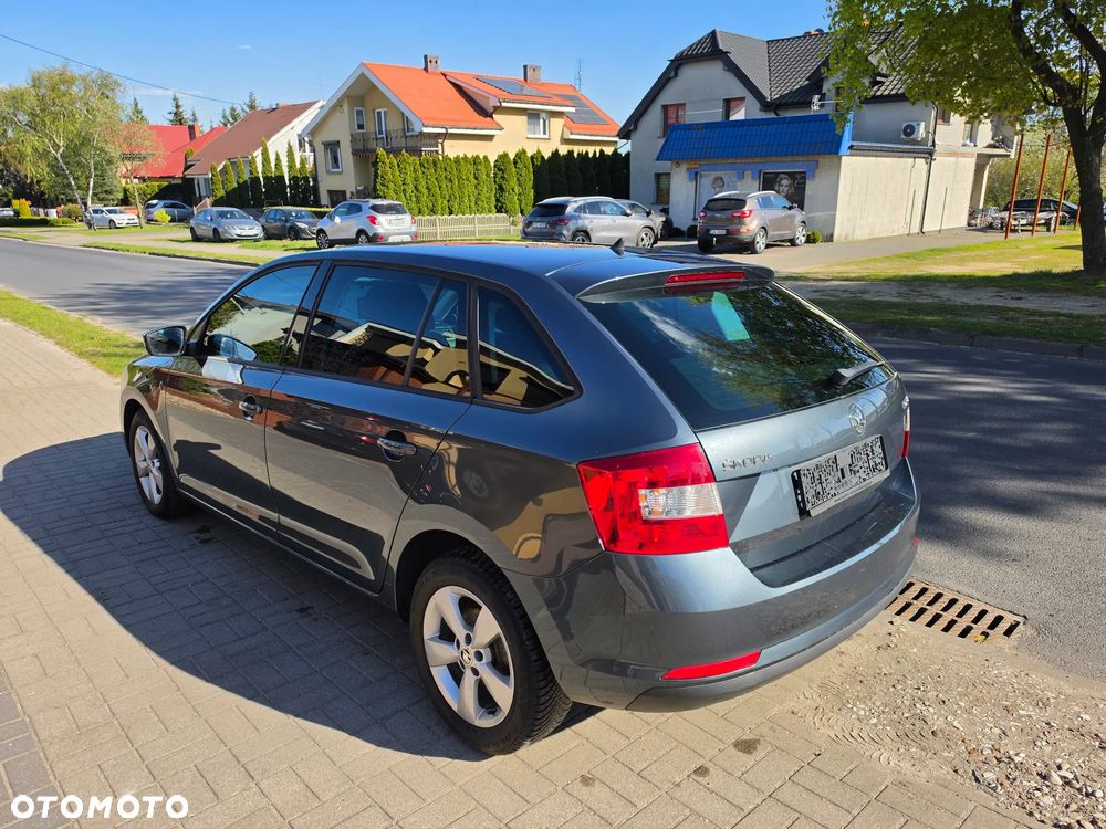 Skoda RAPID 1.2 TSI Ambition - 4