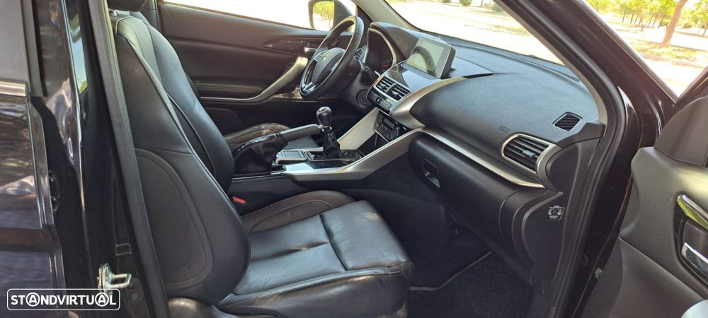 Mitsubishi Eclipse Cross 1.5 MIVEC Instyle - 17