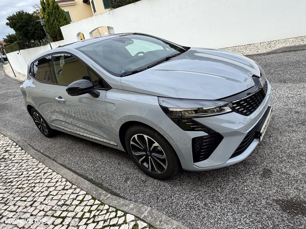 Renault Clio 1.0 TCe Techno Bi-Fuel - 4