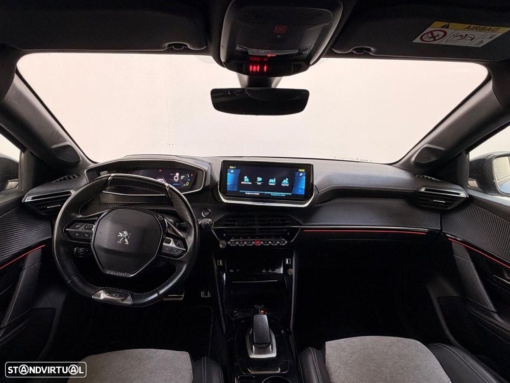 Peugeot e-208 GT - 6
