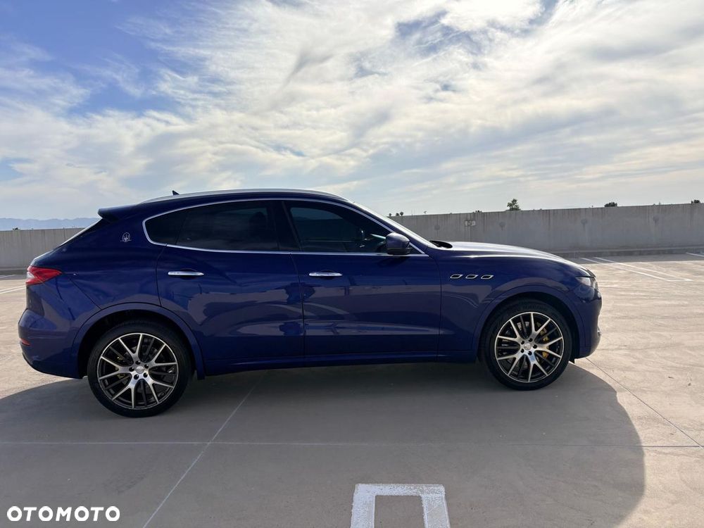 Maserati Levante Q4 - 5