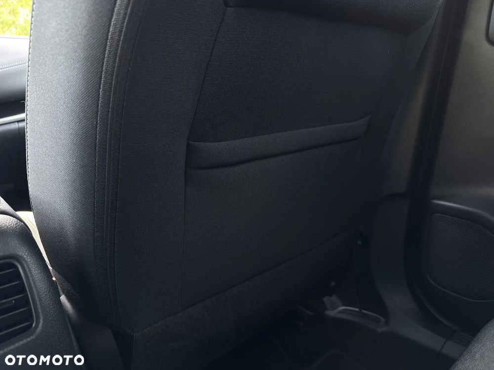 Nissan Qashqai 1.3 DIG-T mHEV N-Connecta Xtronic - 38