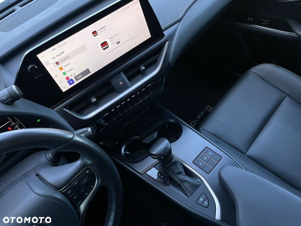 Lexus UX - 31