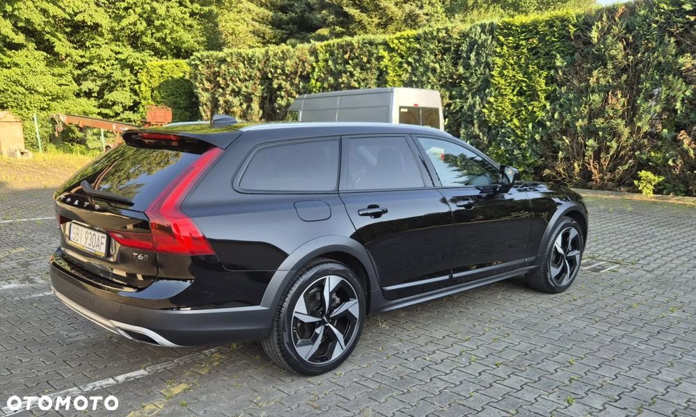 Volvo V90 Cross Country T6 AWD - 10