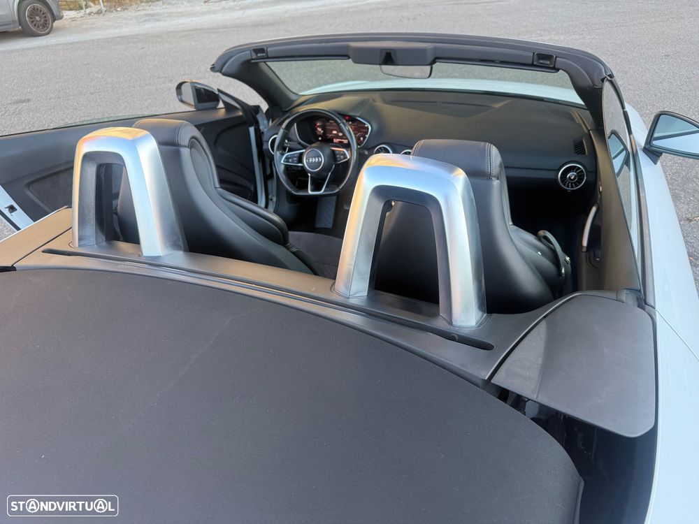 Audi TT Roadster - 7