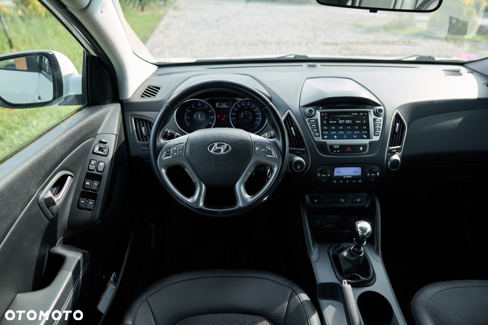 Hyundai ix35 1.6 2WD Fifa World Cup Edition - 20