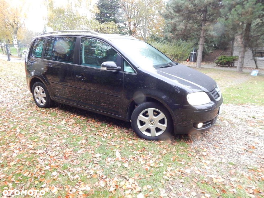 Volkswagen Touran 2.0 TDI Highline - 6
