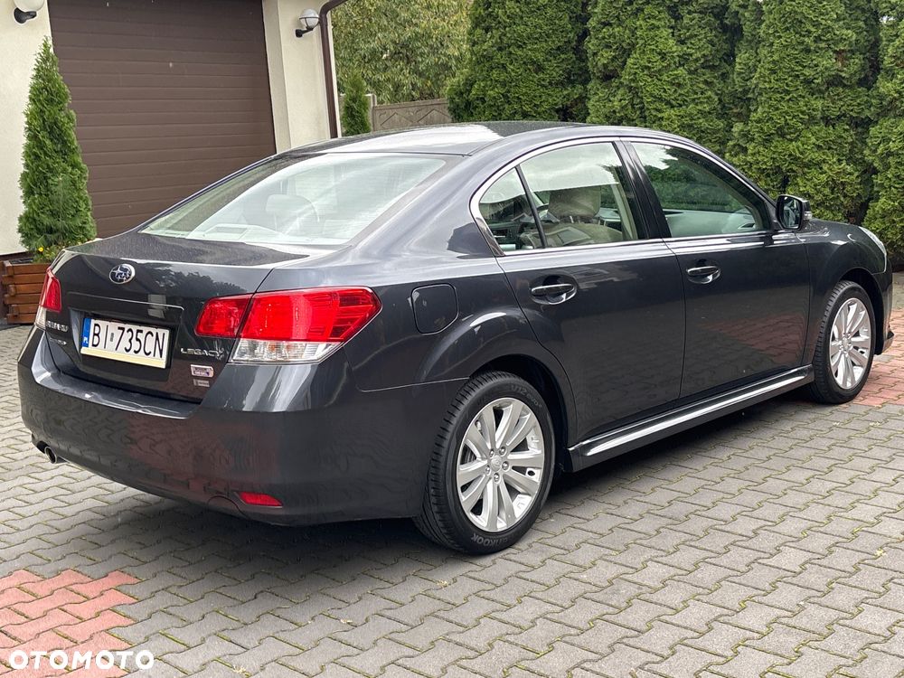Subaru Legacy 2.0 D Sport - 11