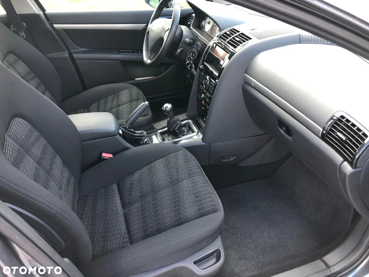 Peugeot 407 - 7