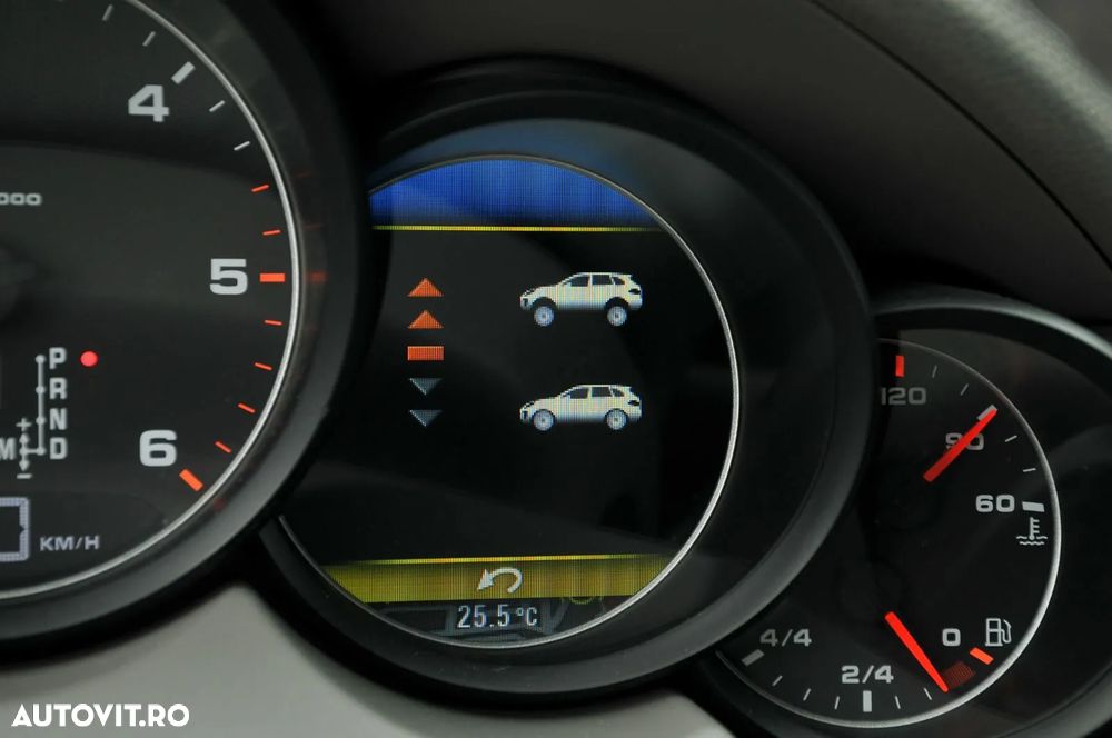 Porsche Cayenne 3.0TD TipTronic - 10
