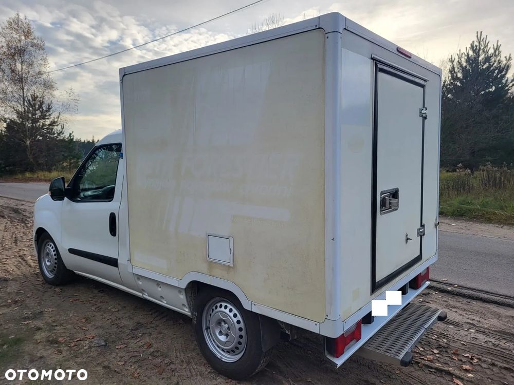 Fiat Doblo 1.3 TDI 90KM 2014r Izoterma Chłodnia Mroźnia Agregat Carrier Xarios 200 230v -29 + 20 - 11