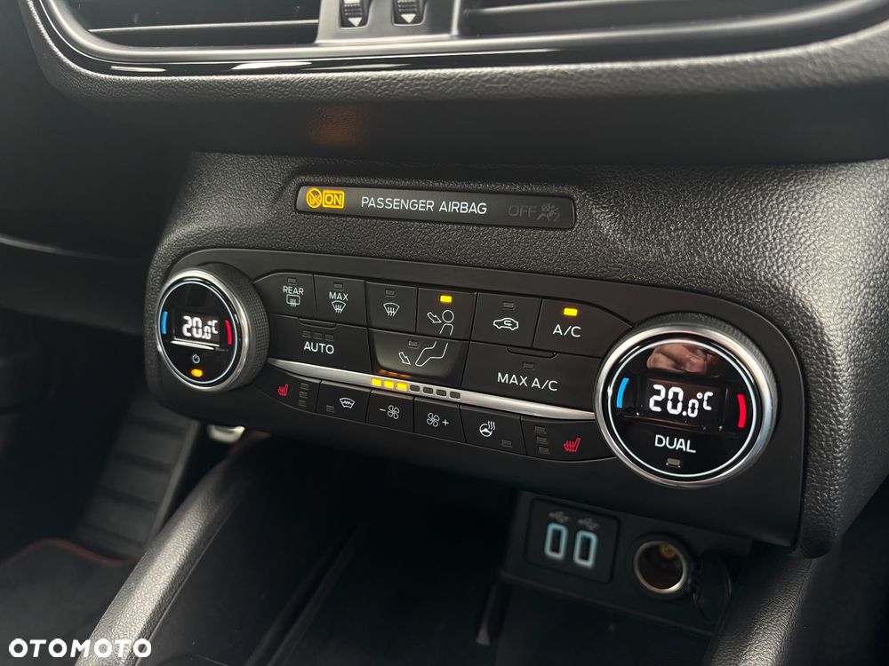 Ford Focus Turnier 1.5 EcoBlue Start-Stopp-System ST-LINE - 35