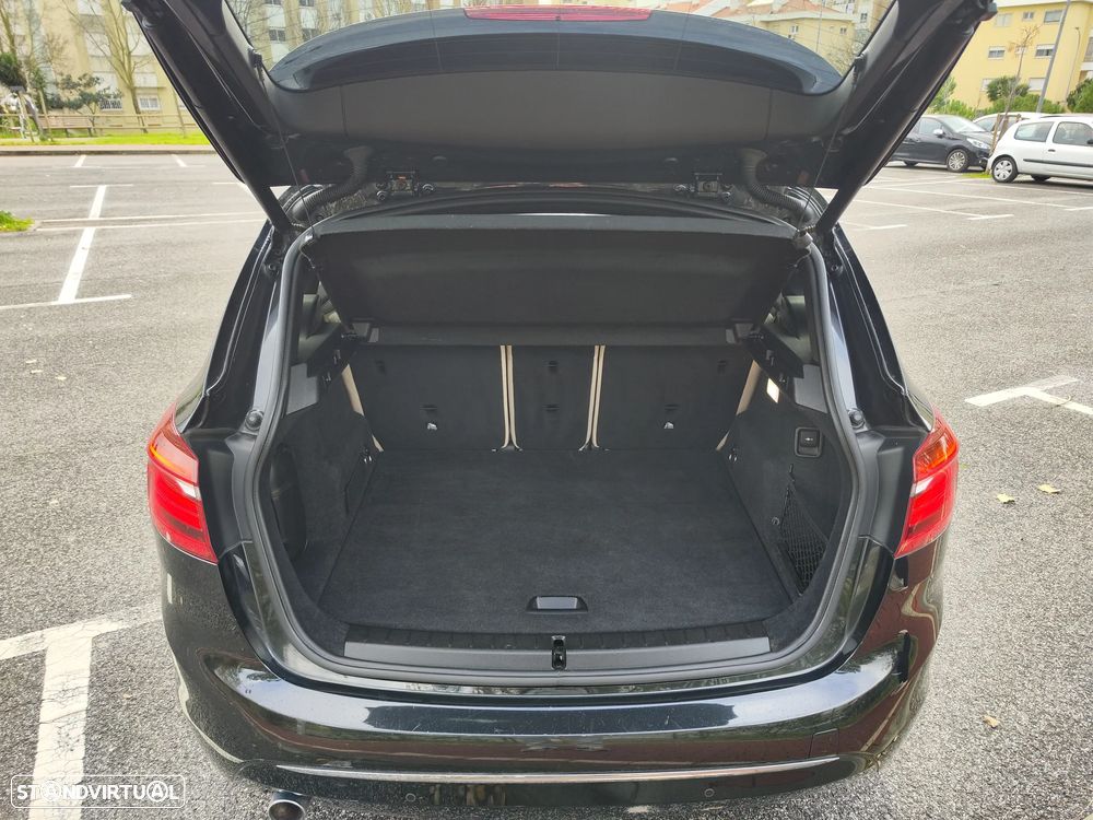 BMW 216 Active Tourer d Aut. Sport Line - 18
