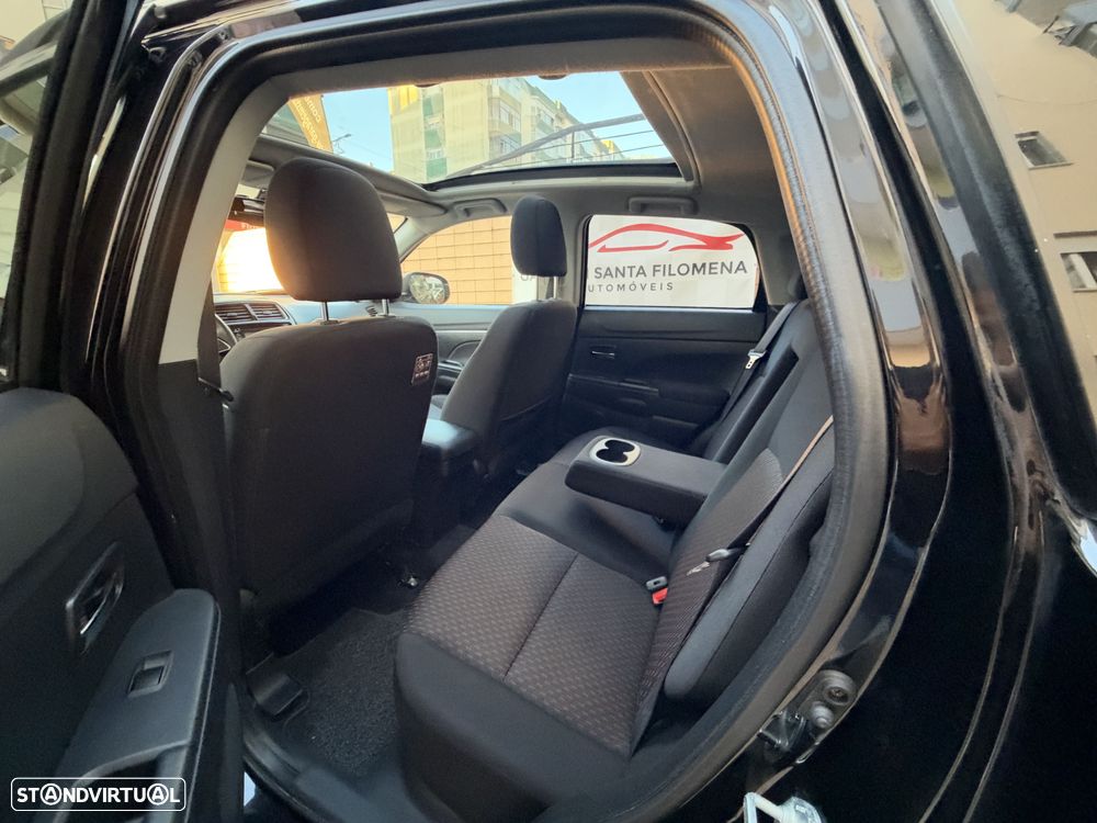 Mitsubishi ASX 1.6 MIVEC Intense Connect Edition - 8