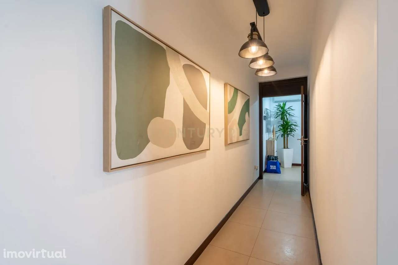 Excelente Moradia T5 no centro da vila - Grande imagem: 4/39