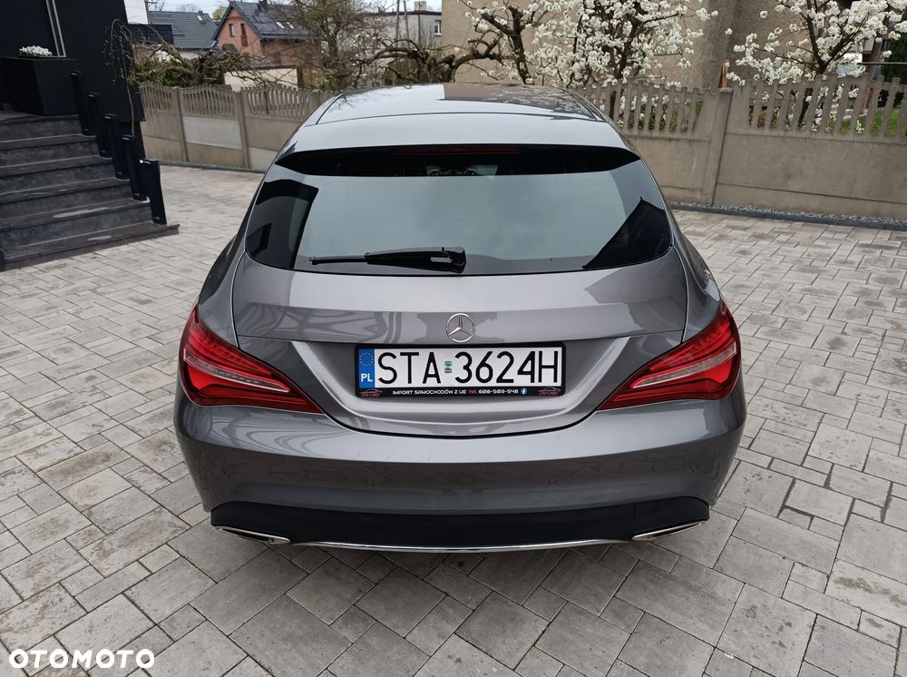Mercedes-Benz CLA 200 7G-DCT UrbanStyle Edition - 5