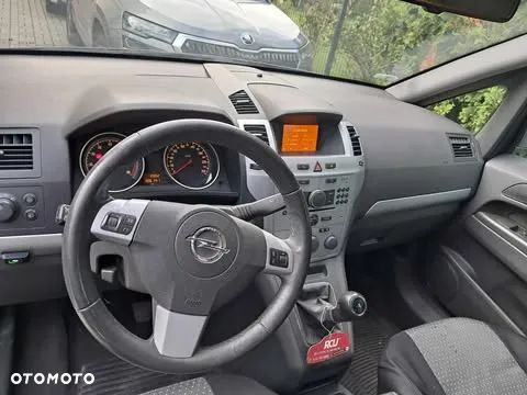 Opel Zafira 1.8 - 4