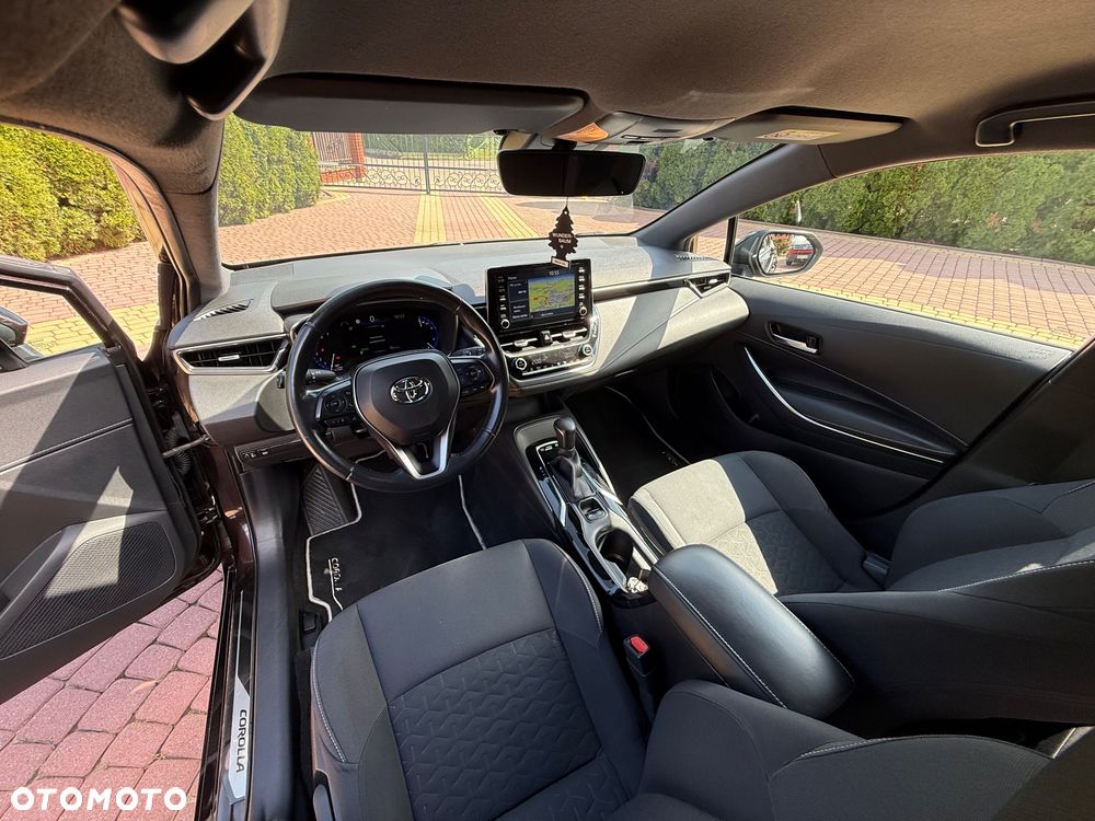 Toyota Corolla 1.8 Hybrid Executive - 20