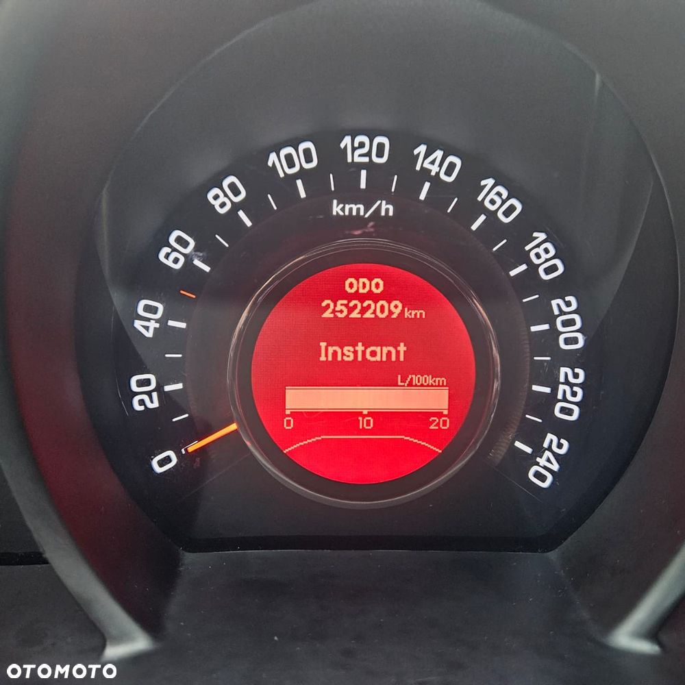 Kia Sportage - 15