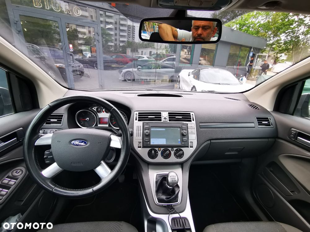 Ford Kuga 2.0 TDCi 2x4 Trend - 5