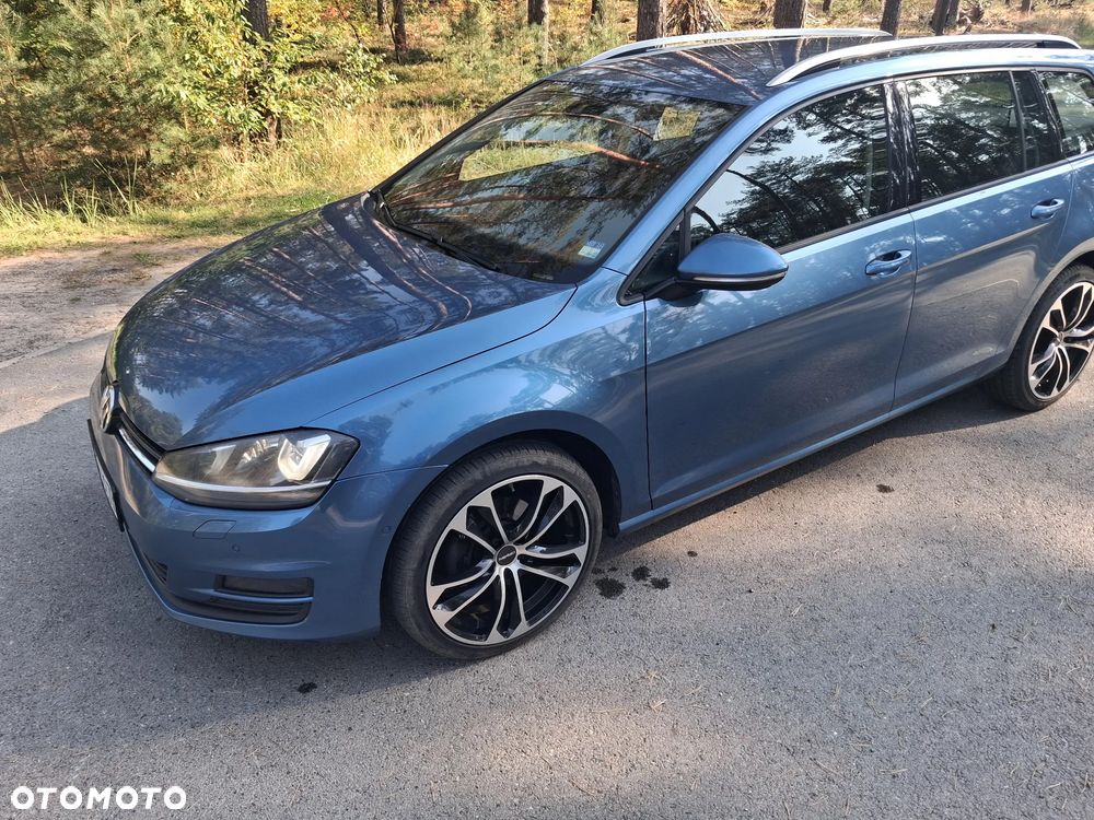 Volkswagen Golf - 1