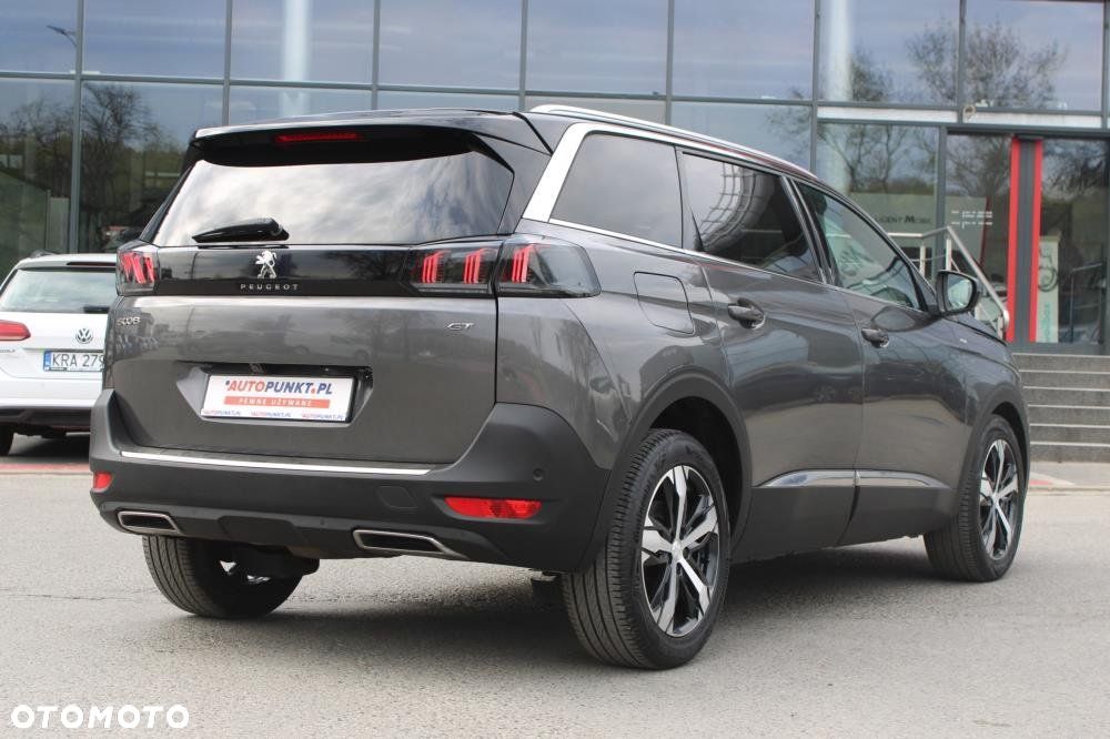 Peugeot 5008 - 5
