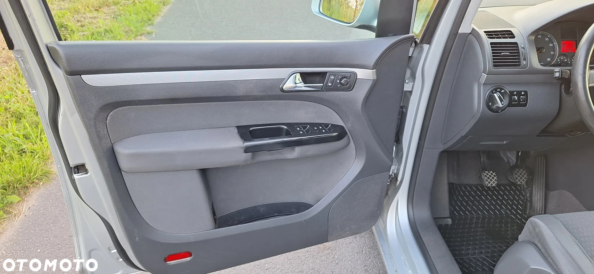 Volkswagen Touran 1.6 Trendline - 21