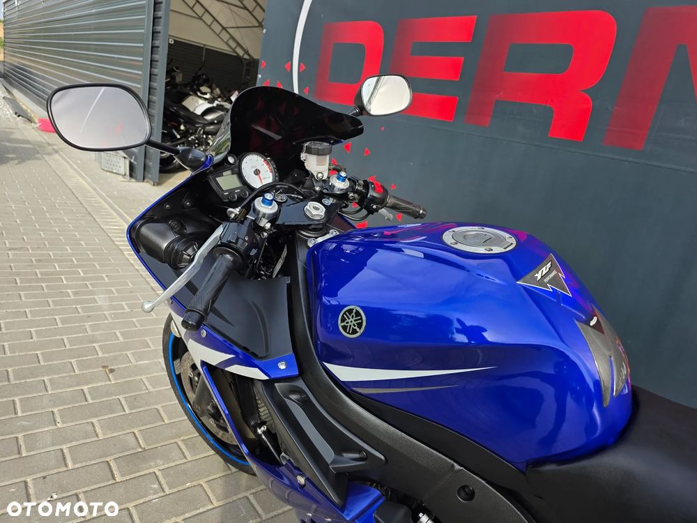 Yamaha R6 - 21