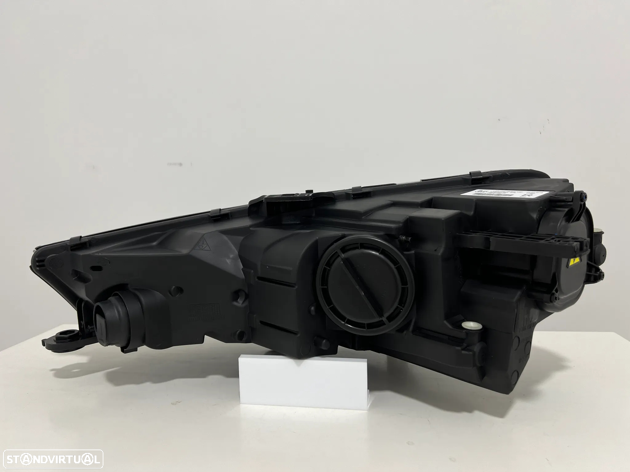 Farol Otica Original Audi A4 B9 Xenon lado Direito - 4