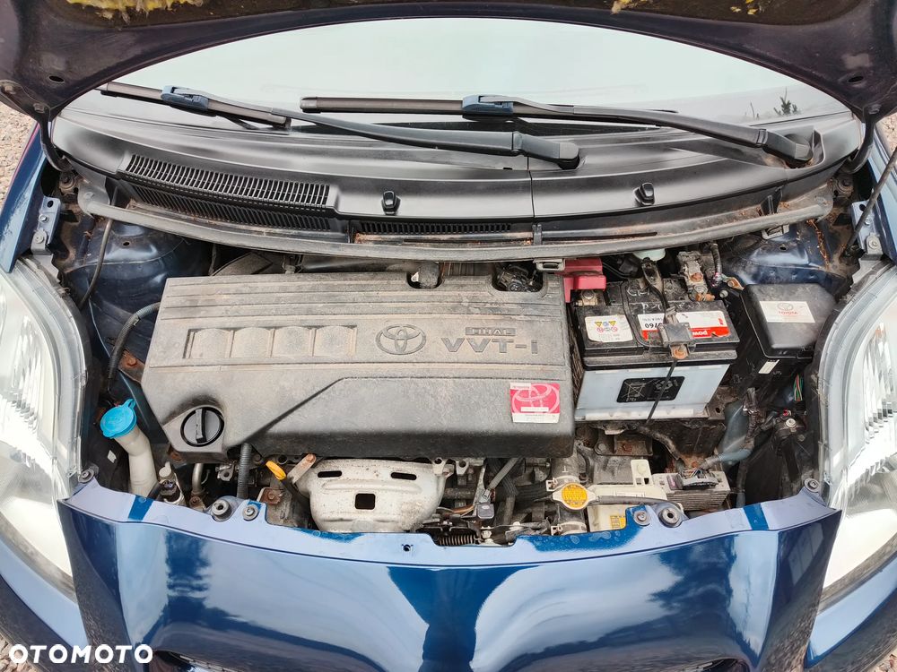 Toyota Yaris 1.33 VVT-i Comfort - 15