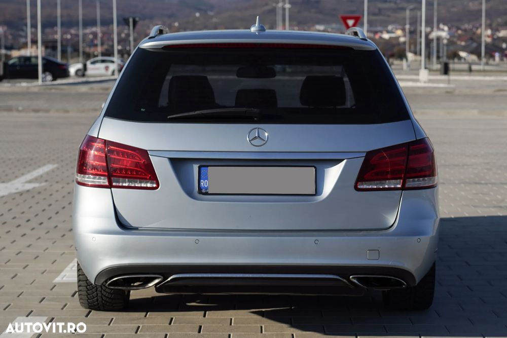 Mercedes-Benz E 250 CDI 4Matic - 24