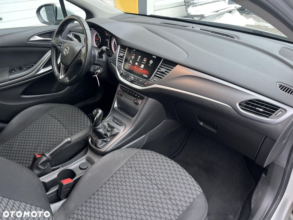 Opel Astra 1.6 CDTI Enjoy - 20