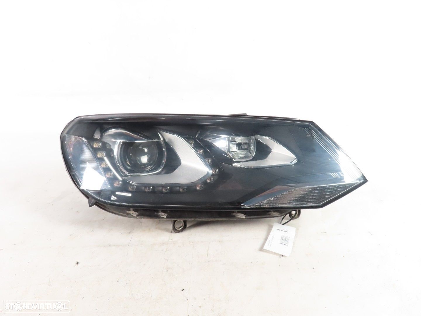Farol Xenon Direito Seminovo/ Original VW TOUAREG (7P5, 7P6) 7PA941752 - 1
