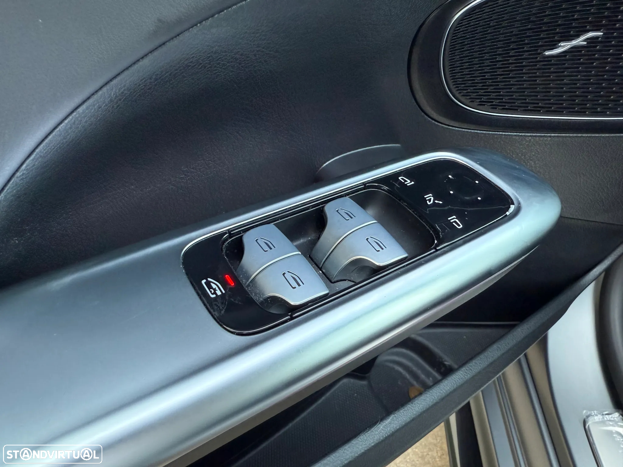 Mercedes-Benz C 43 AMG 4Matic Speedshift MCT9G Série Especial - 30