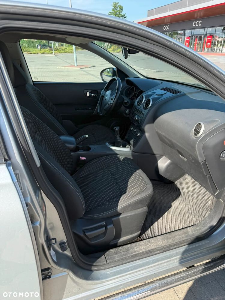 Nissan Qashqai 2.0 dCi DPF acenta - 12