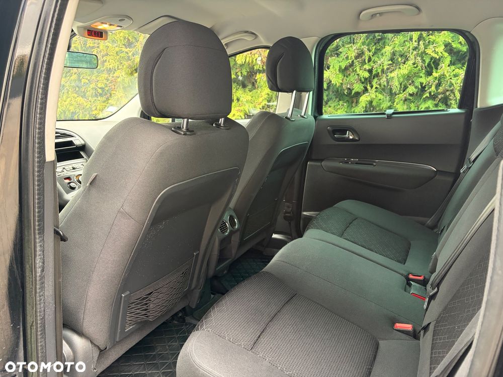 Peugeot 3008 - 22