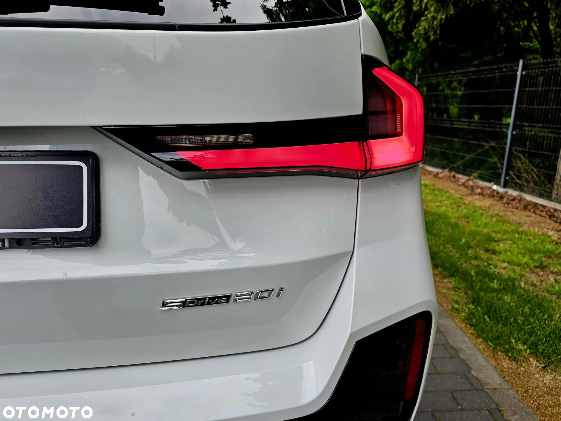 BMW X1 sDrive20i mHEV - 11
