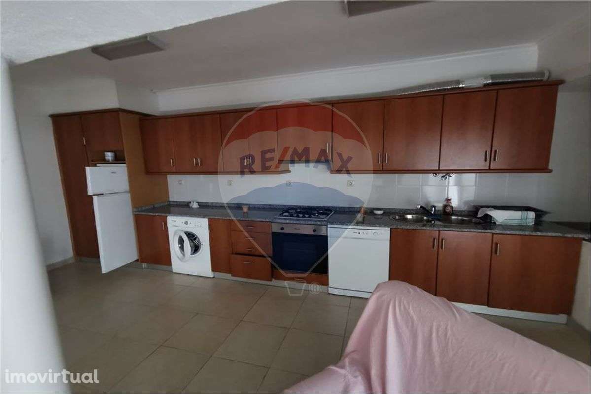 Moradia T2 para venda - Grande imagem: 2/6