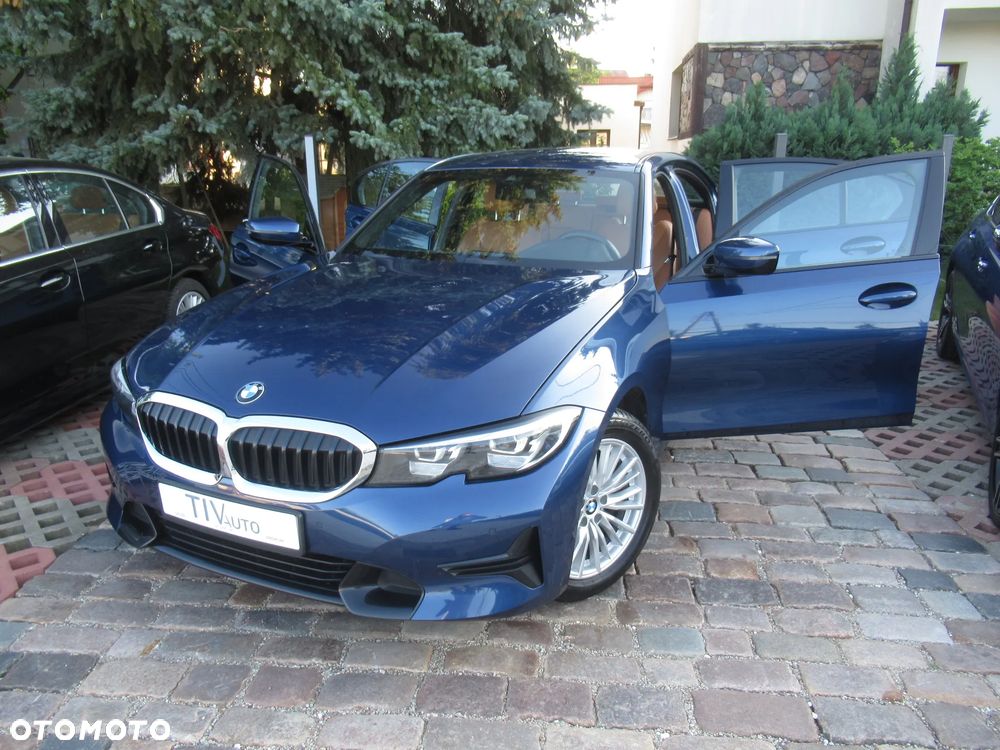 BMW Seria 3 320i xDrive Sport Line - 35