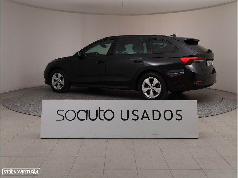 Skoda Octavia 2.0 TDI Ambition — fotografia 5