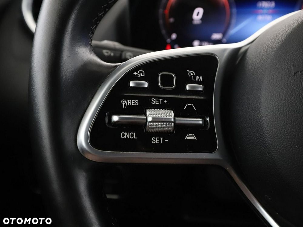 Mercedes-Benz GLA 250 e PHEV Progressive 8G-DCT - 34
