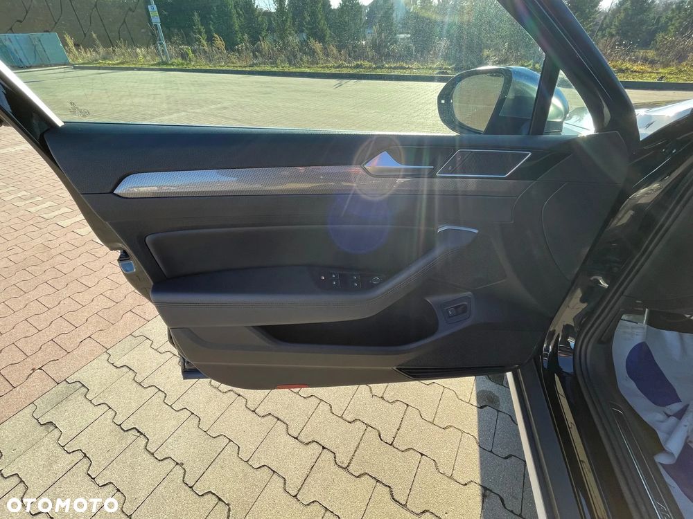 Volkswagen Passat Alltrack 2.0 TDI SCR 4Motion DSG - 18