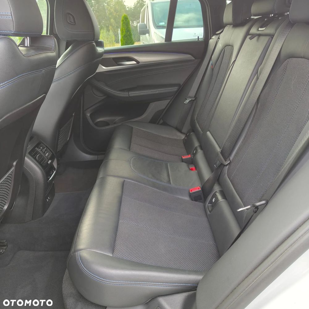 BMW X4 - 17