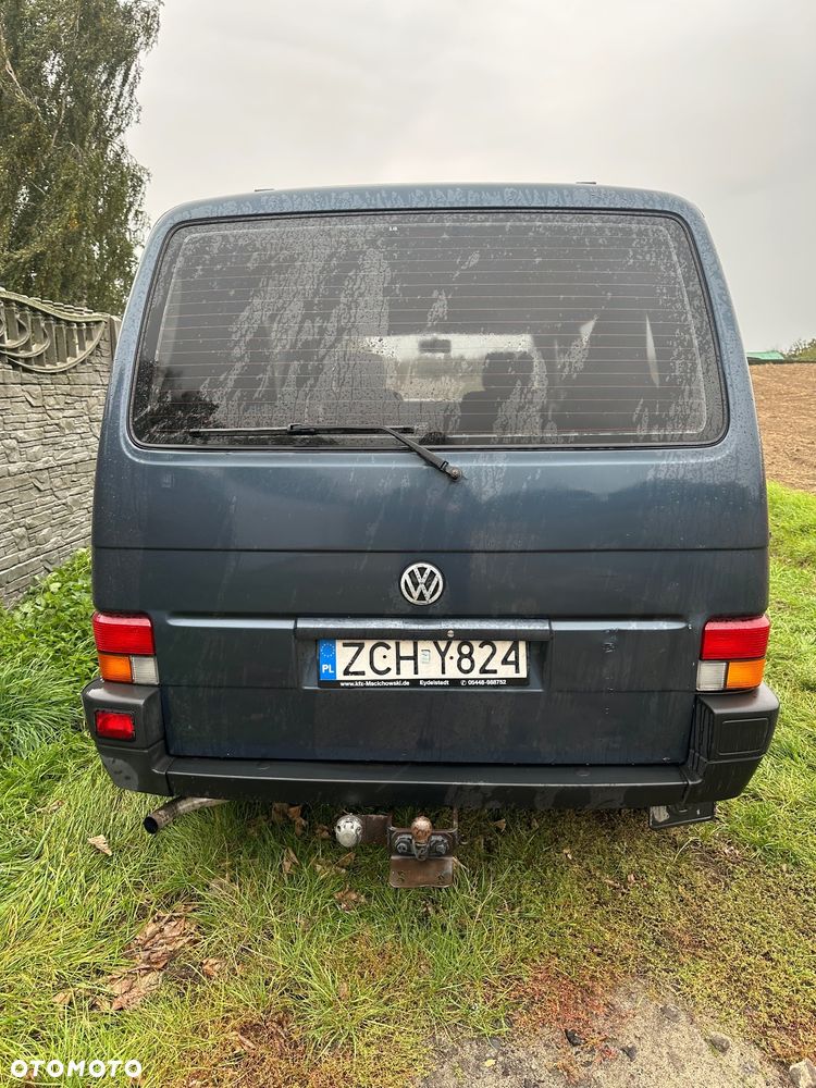 Volkswagen Multivan D - 4