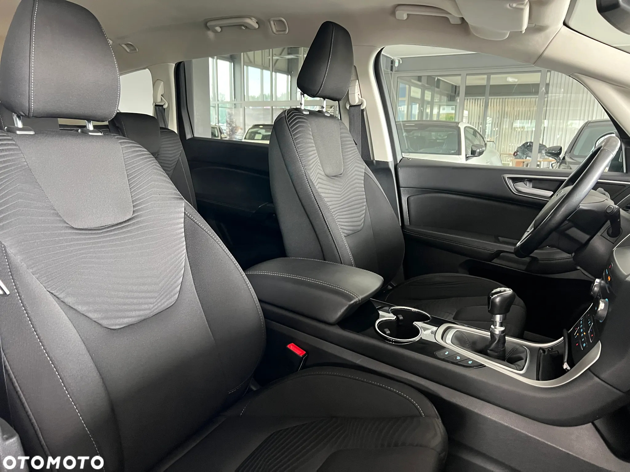 Ford S-Max 1.5 EcoBoost Titanium - 36