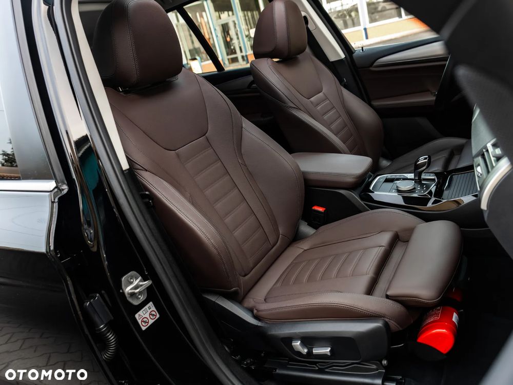 BMW X3 xDrive30i xLine - 27