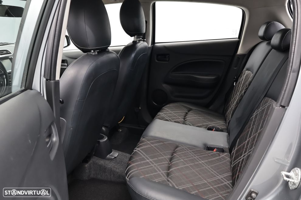 Mitsubishi Space Star 1.2 Intense - 23